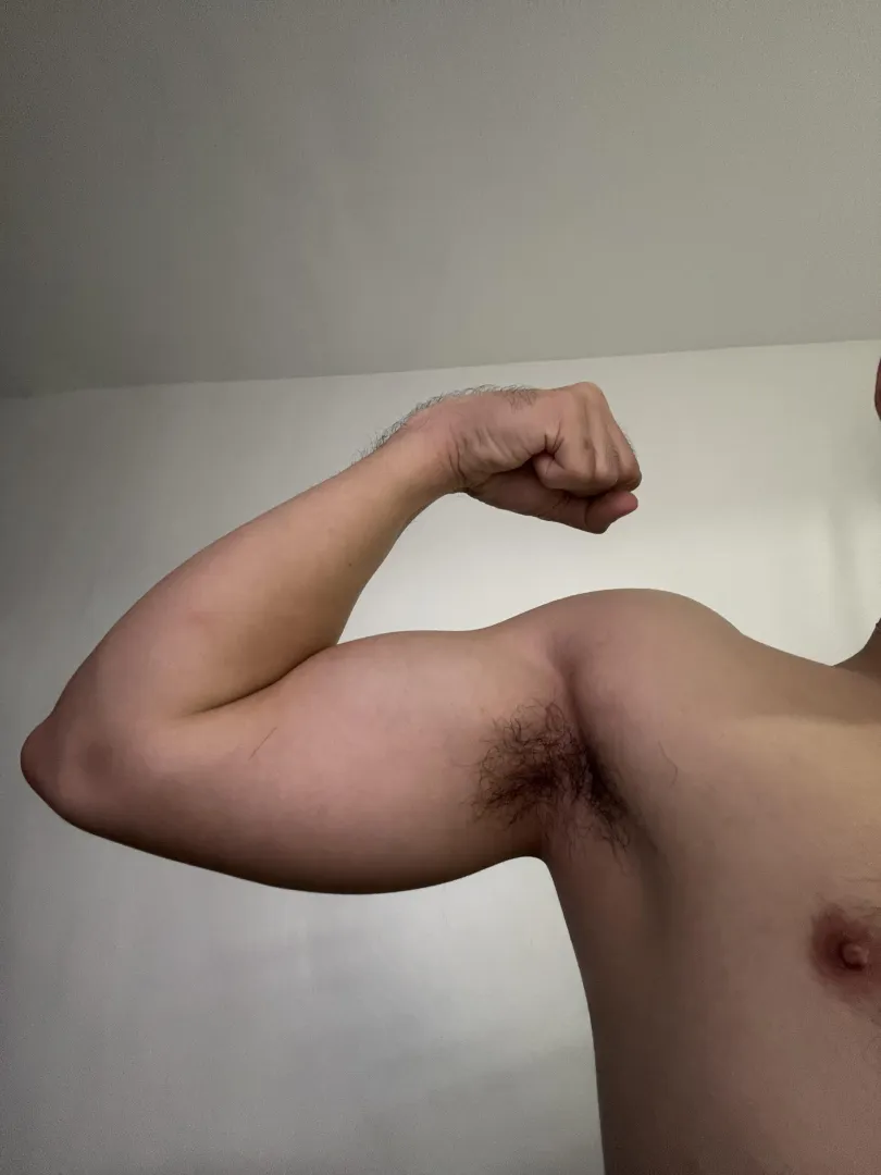 Sniff? posted by skinnytwunk