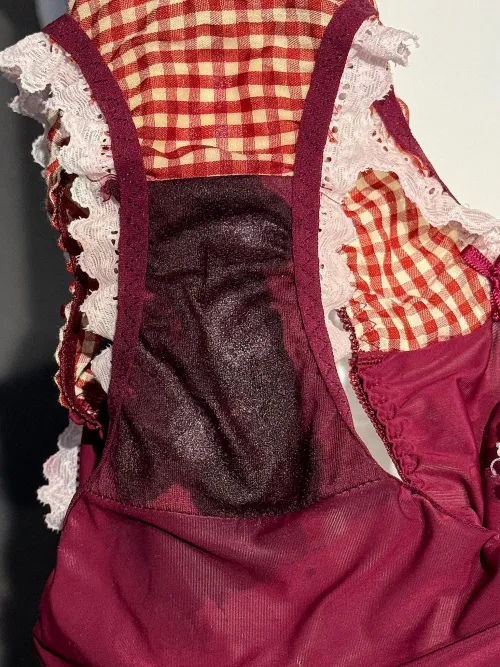 Sniff (Selling)  by Dependent-Bus-2458