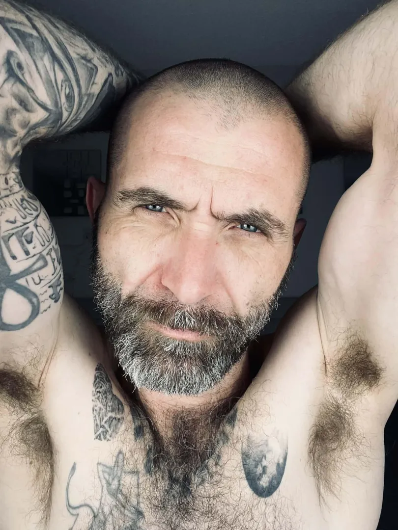 Sniff up posted by BradleyKSavage29