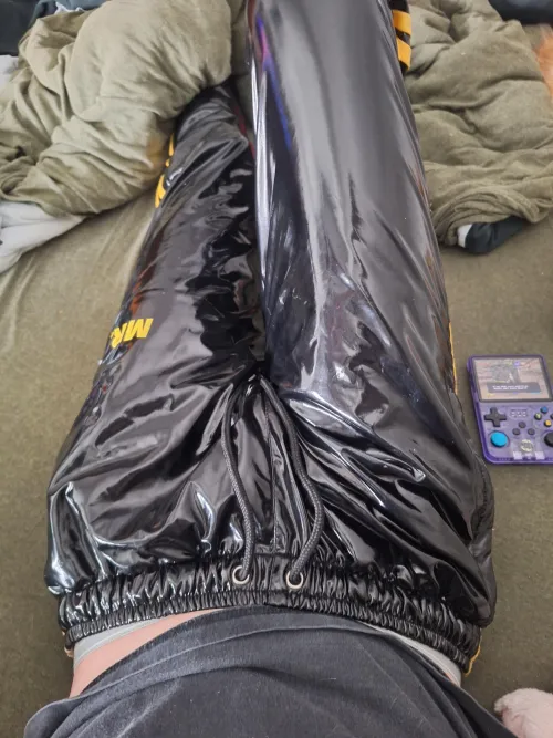 Snow day  by piggyboi_pvc69