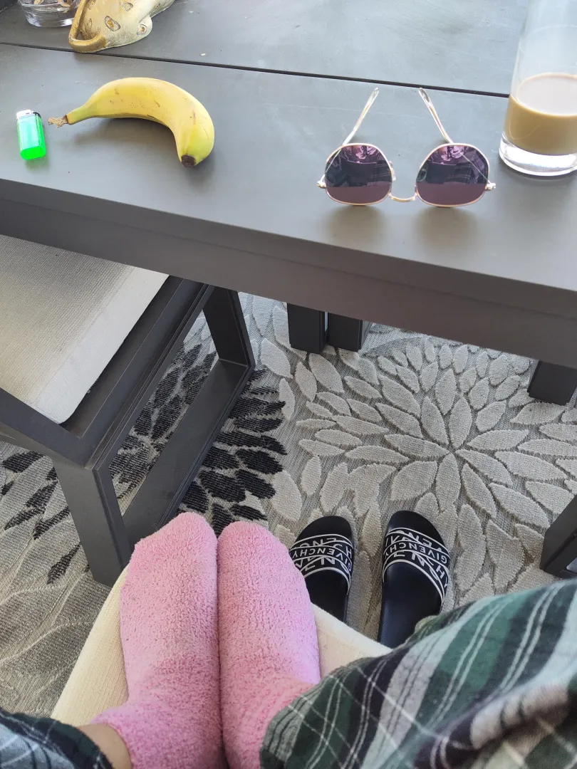 So cozy  posted by fetfeetmeow