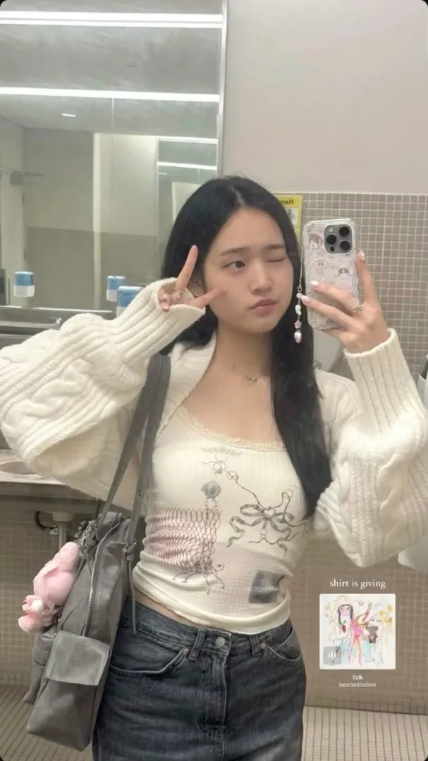 so fucking terrified my fragile frame will shatter on your thick cock… still gonna ram it in? :3 posted by RoseDusked