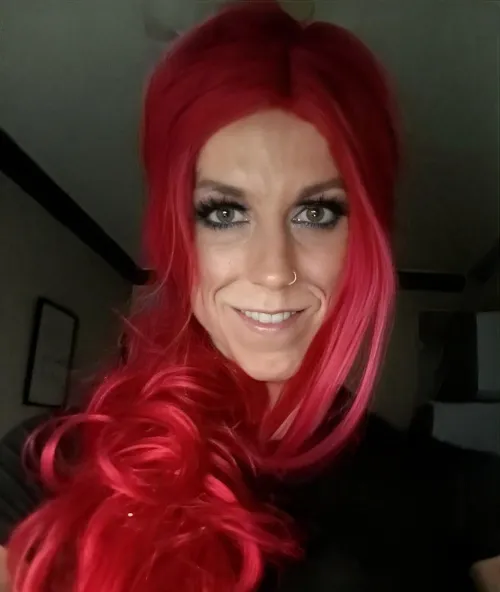 So I'm a crossdresser very attractive and I'm gonna be straight up read below by ColdWinter3325