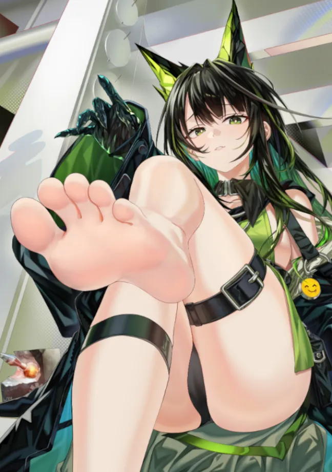 So inlove with Mon3tr bare soles [arknights] (Xo) posted by coffeebreakfats