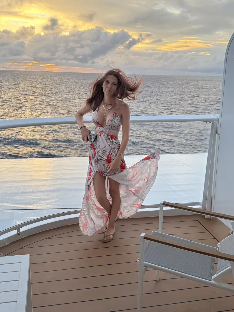 So much fun on balcony posted by No_Concentrate_1727