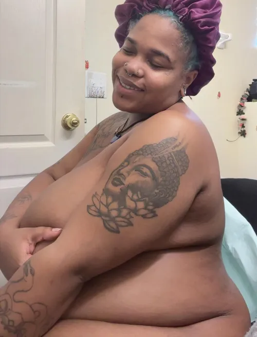 So you gonna help me get in the shower or what (25F t12 sci) by Goddesssmelodie_