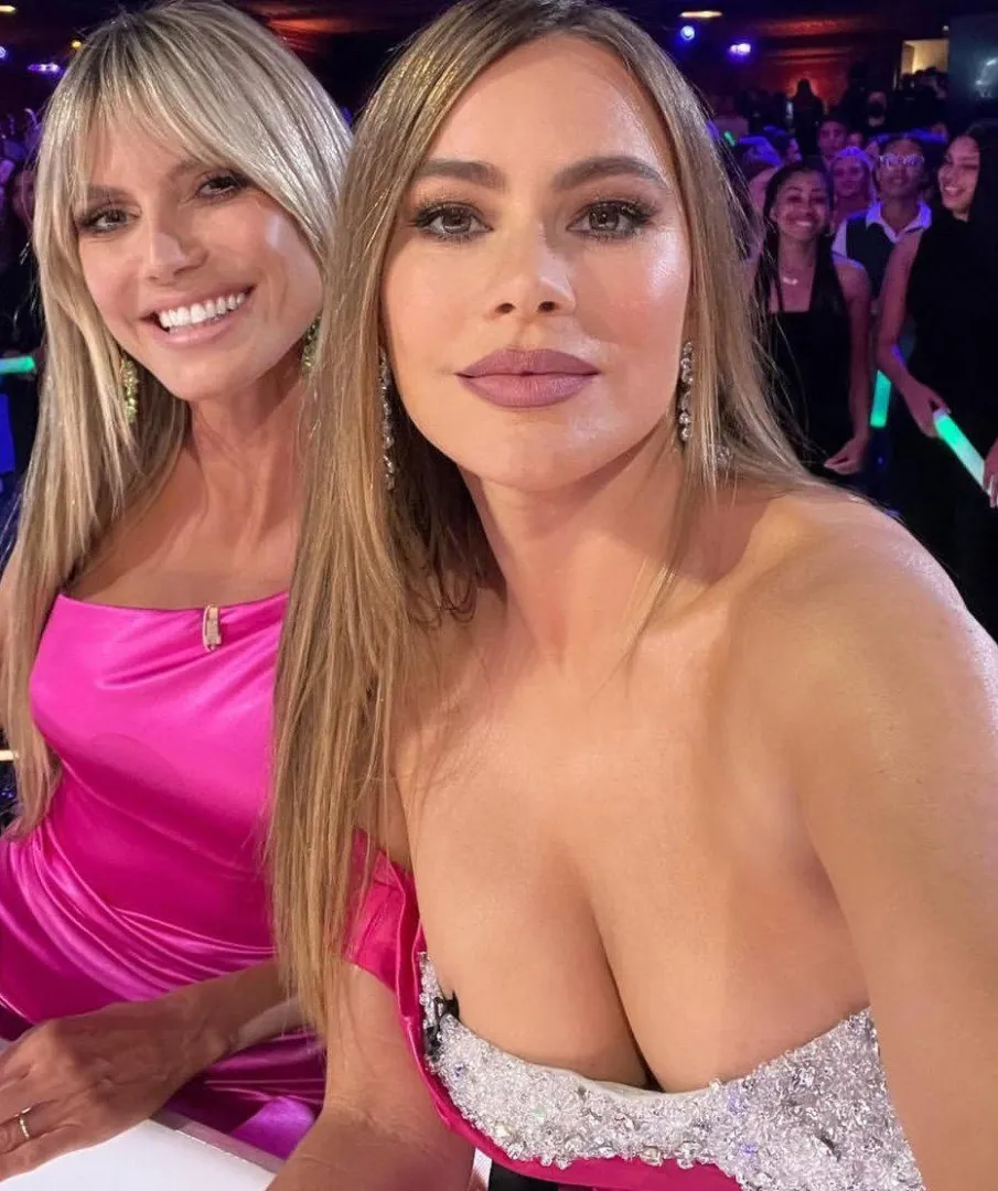 Sofia Vergara and Heidi Klum posted by acefrehley2077