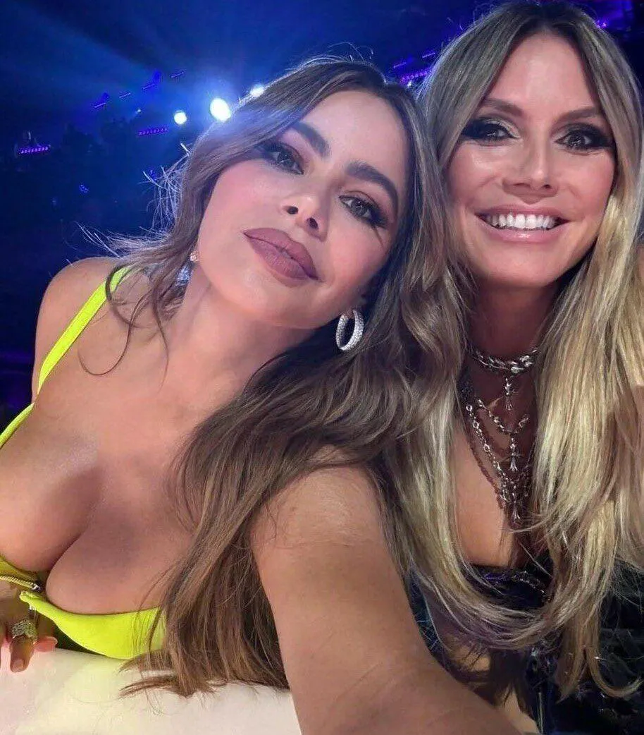 Sofia Vergara and Heidi Klum posted by acefrehley2077