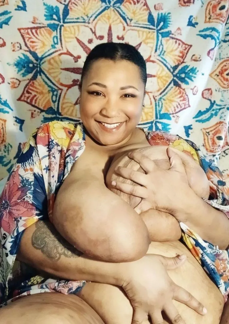 Soft and fluffy 40 year old MILF posted by Run-Additional