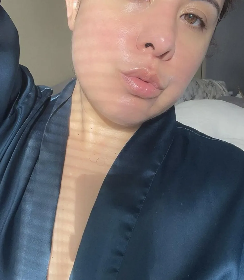 Soft, bare, and irresistible posted by lolalovez23