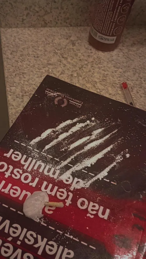 Solo — and horny by Mih_Effect