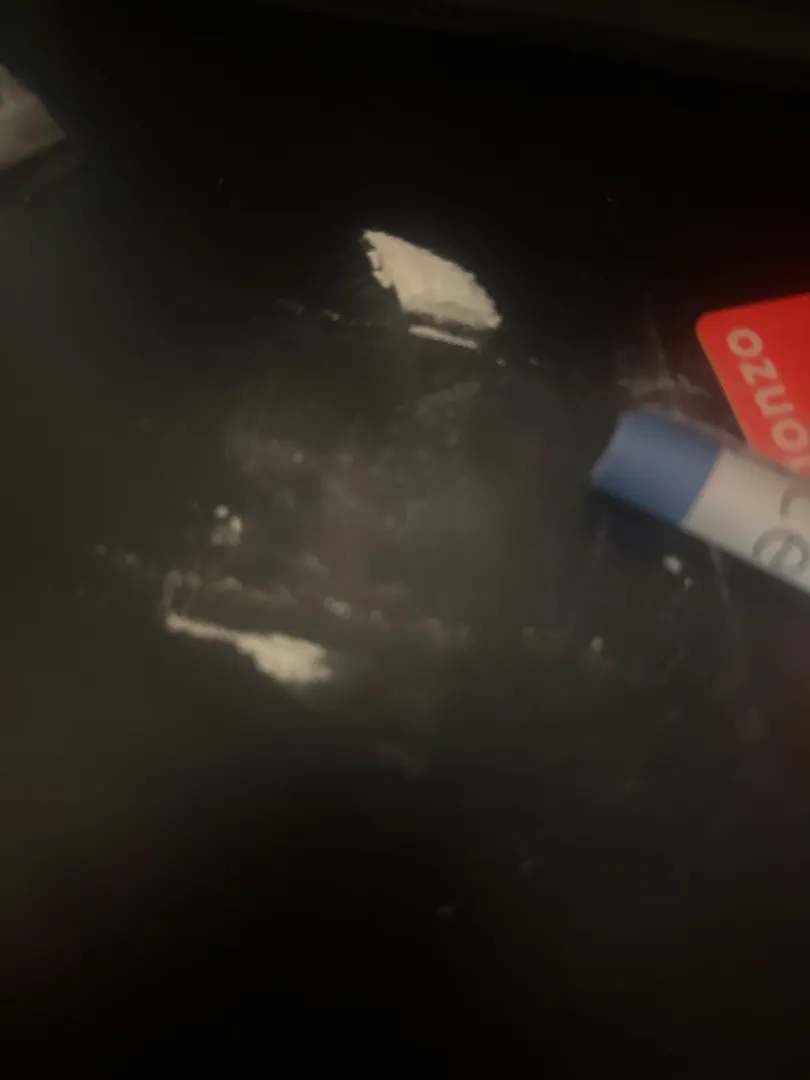 Solo guy.. any girls wanna chat and do some sph or humiliation whilst I’m flying? posted by iQandConviction