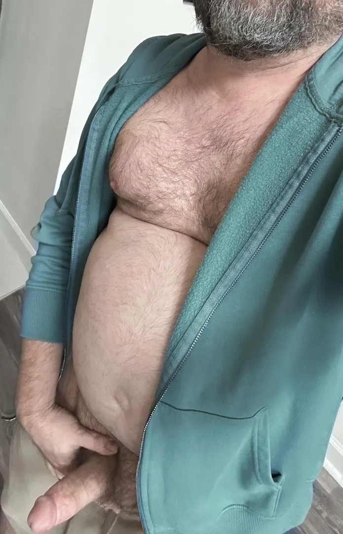Some dad bod for the boys who like it - 50 posted by NoVAhairy