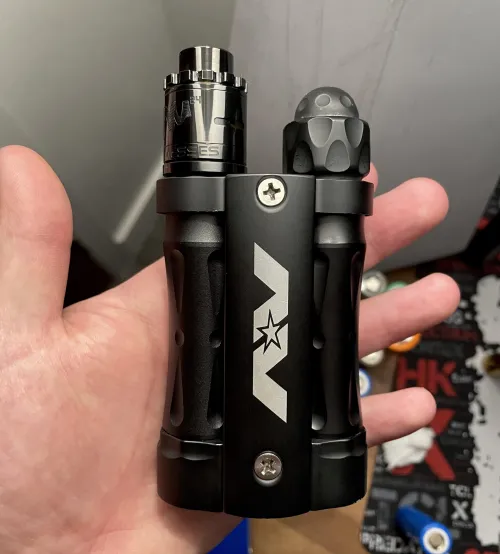 Some Hot Series action on the AvidLyfe Box  by twisted0haze