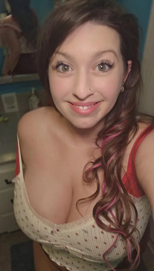 Some views are best enjoyed up close posted by Babylittlelo