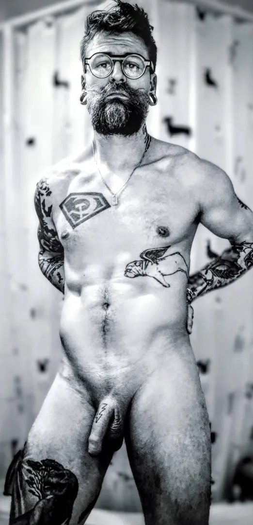 Some witty caption or something posted by LightningSticck