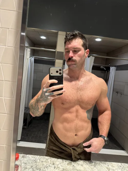 Something about warm water gets everything standing by jellyscream