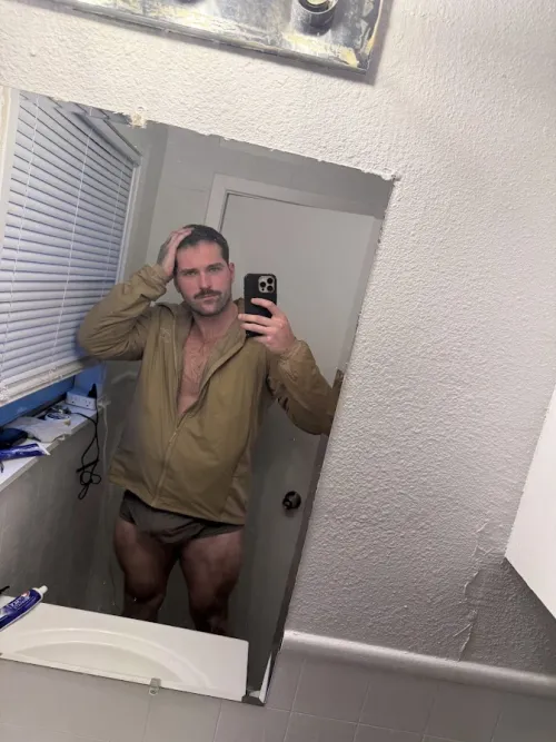 Something is going on down there by WolfWilloww