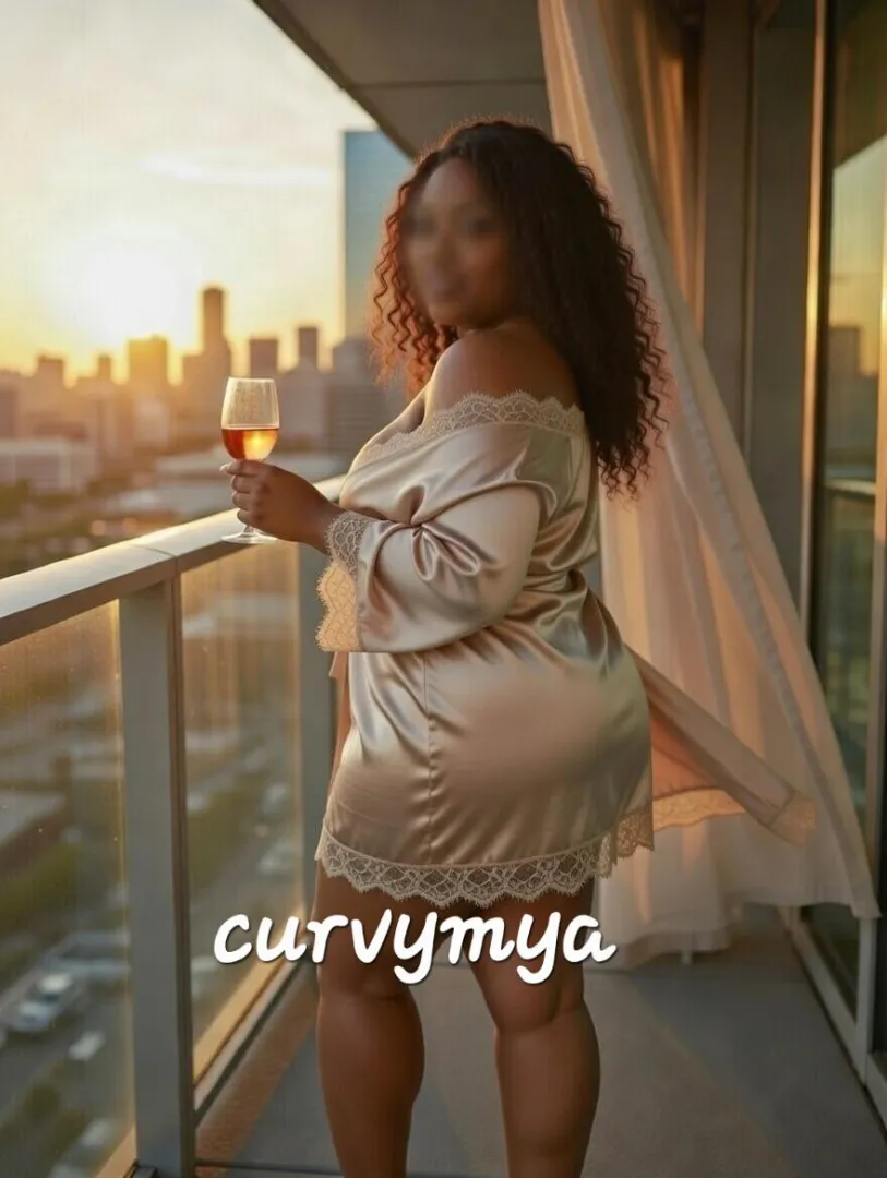 Sometimes less is more posted by Curvymya