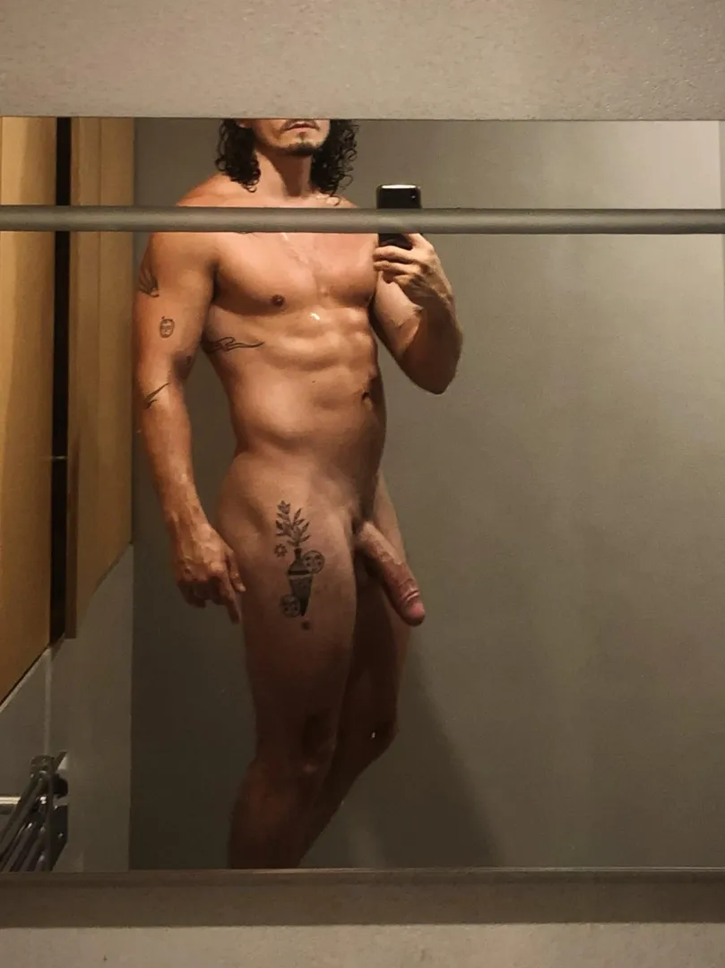 Soo… who’s in need of a distraction right now? posted by Substantial-Base9309