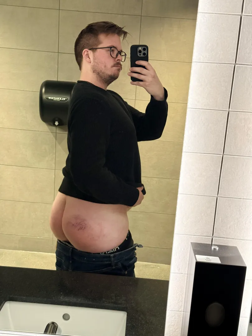 Spank Boy posted by spank_omaha