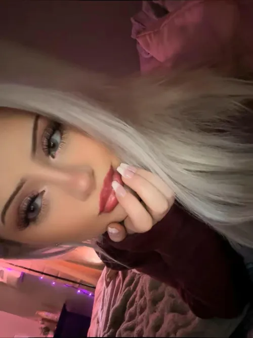 spend valentine’s day with a barbie by snatchersabrina