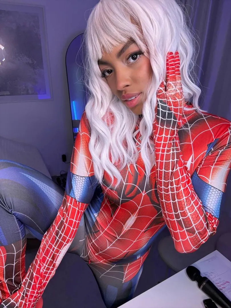 spidergirl by me posted by xslykittenx