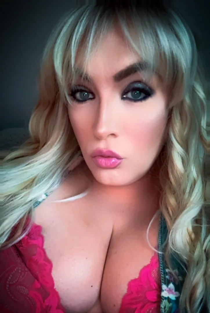 Spoil Your Goddess posted by GoddessNemesis69