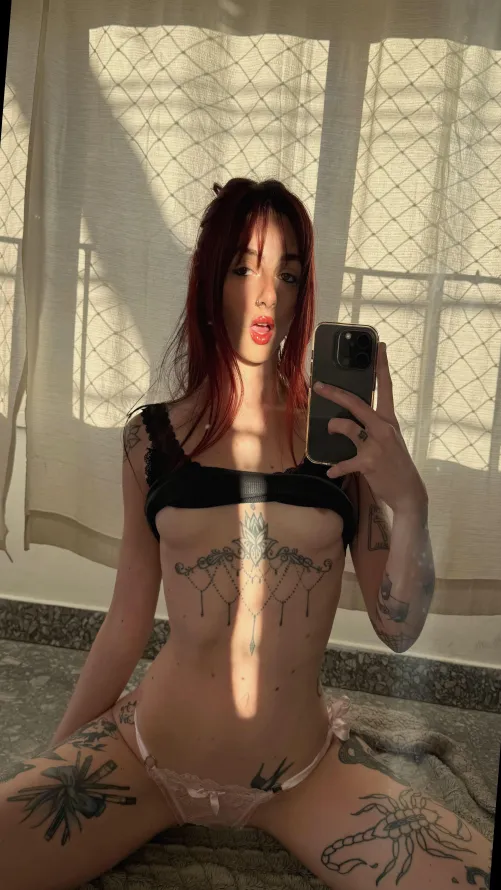 Spontaneous decisions hit different at night  lntsag:.lunacalanthe by SiriuslySarcastic