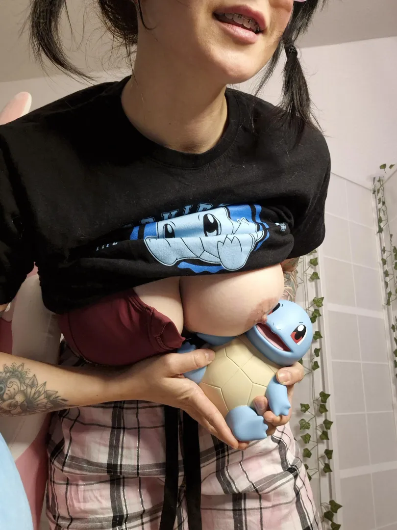 Squirtle wants to suck my Tits [F] posted by DizzyDora_