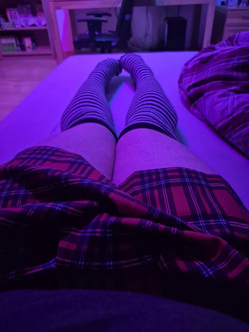 squish squish by Ch3rryMoon_