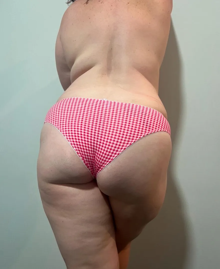 Squishy Mumbod posted by AllyCat0085