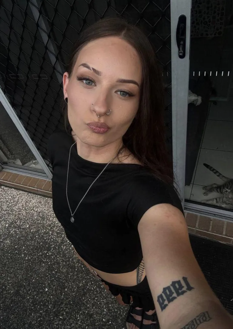 stay awhile posted by mochacaramela