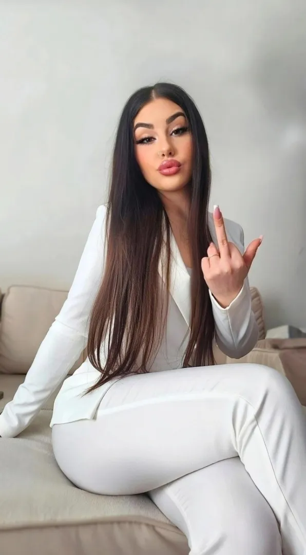 Stay weak, stay desperate, send to goddess posted by ArabellaStonne