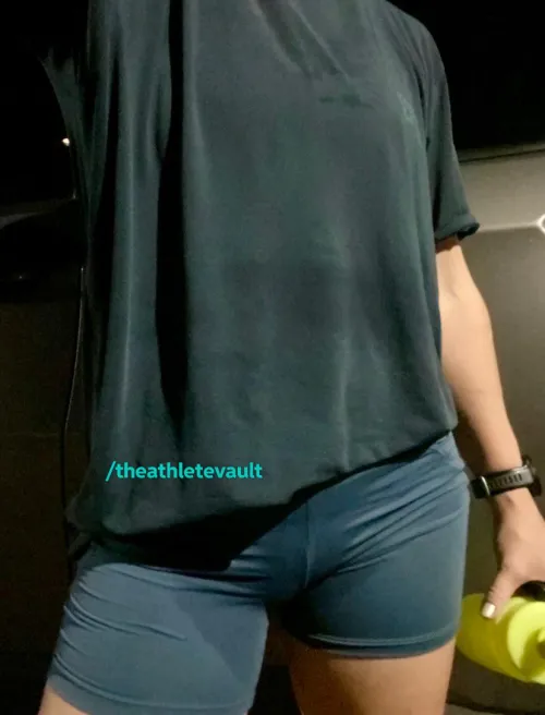 Steamy Crossfit today ✨ by TheAthleteVault