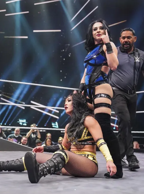 Stephanie vaquer and Roxanne perez by Winter-Citron-8505