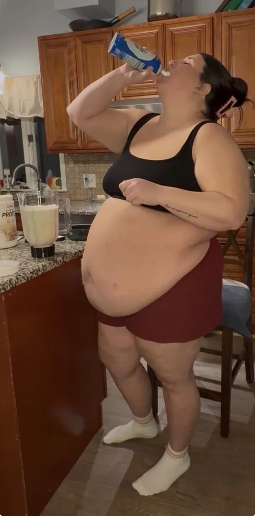 Stepping Up My Weight Gain Game  by preppyandplump