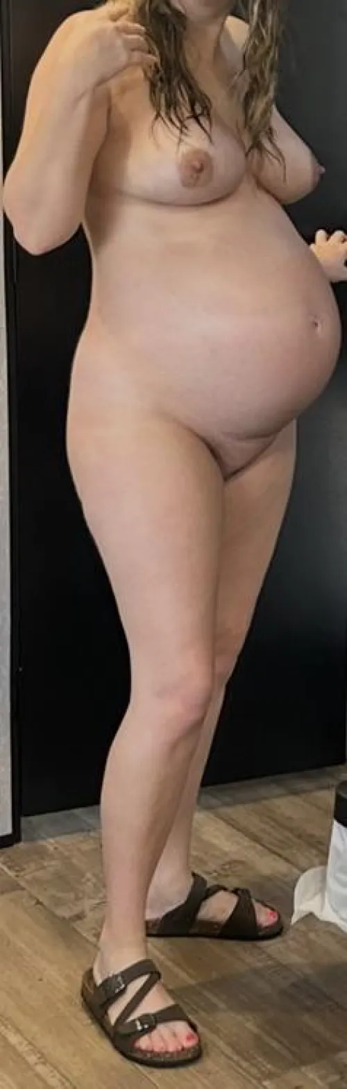 Still hot for 9 months pregnant by PuzzleheadedClass111