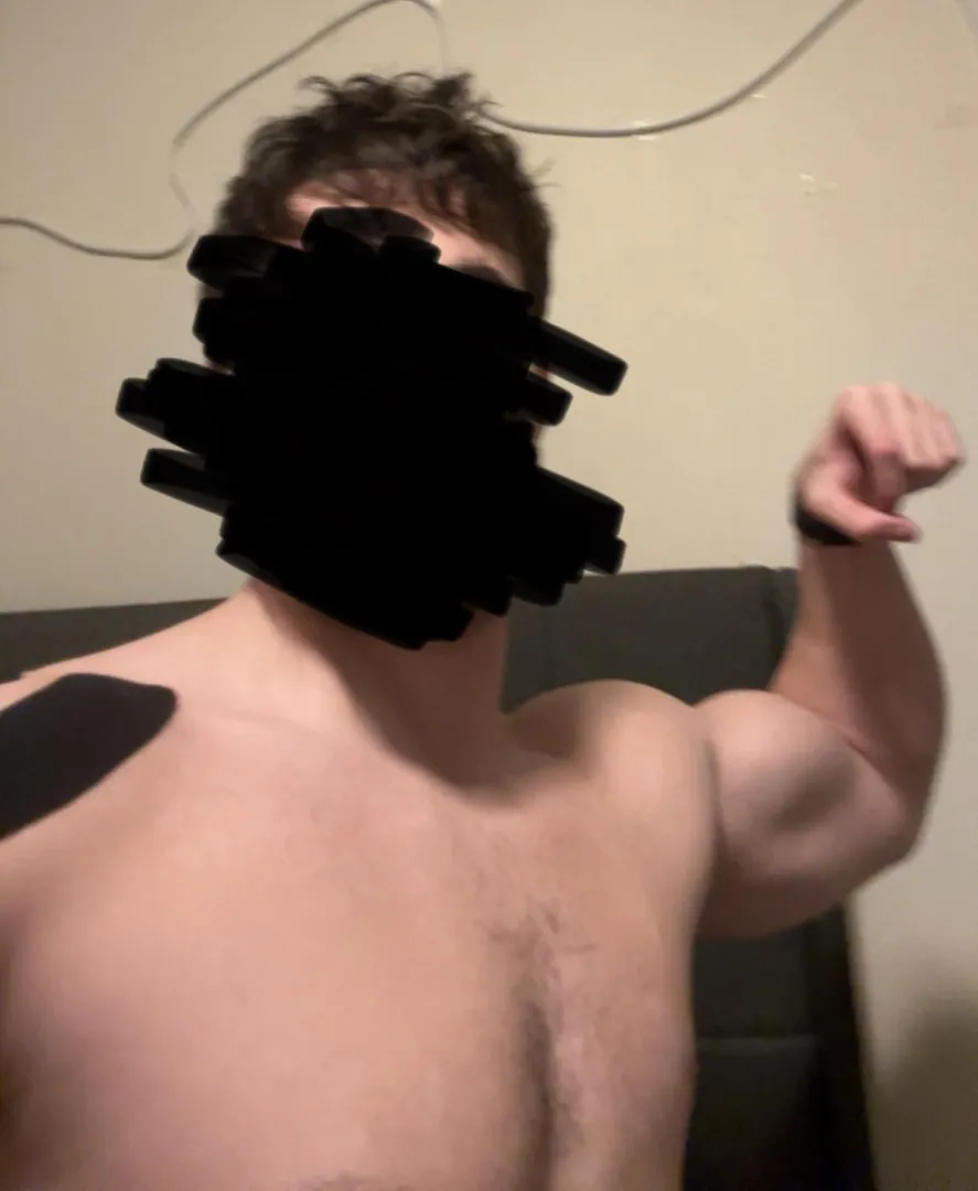 still huge with no pump posted by aliensteaksandwich