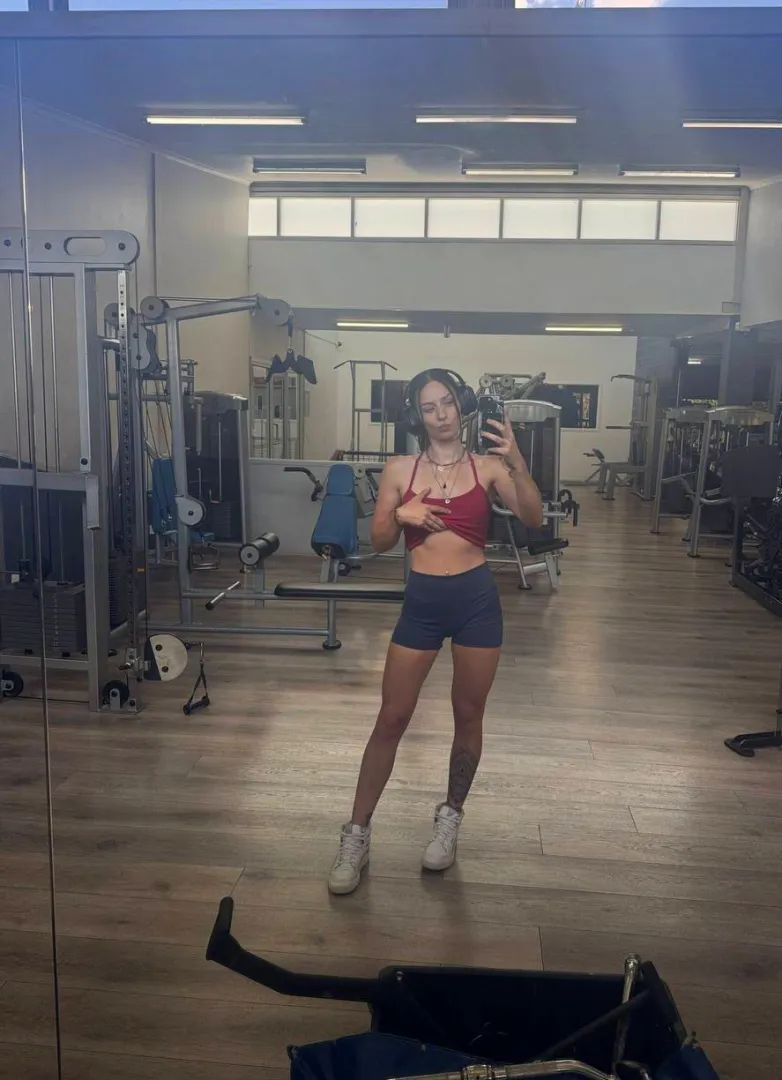 Still warm from the last set. posted by Sassyneptune