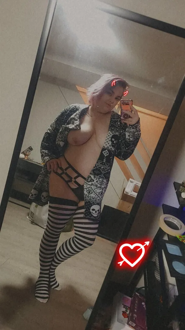 (STL) Just your local big titty goth girl posted by Goth_Girl420