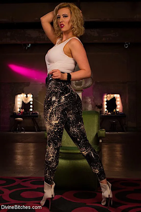 stomp on me Mommmmy  posted by quackquamrducksworth