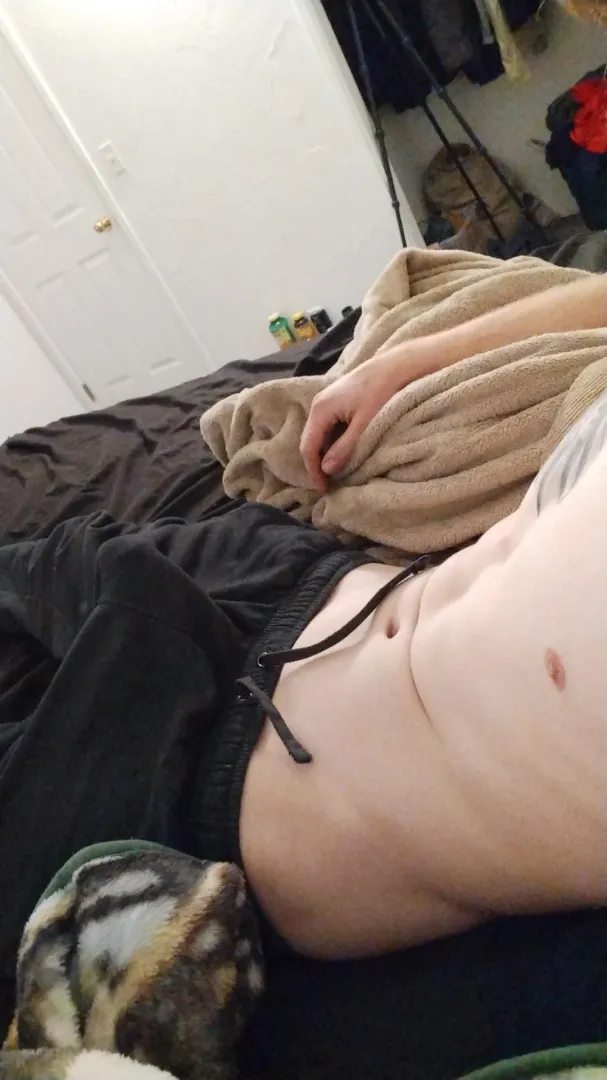 Stong outline posted by BigJollyred