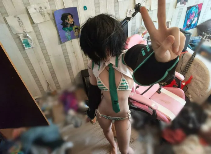 Stop watching porn, look at me by ZhenyaShnaider