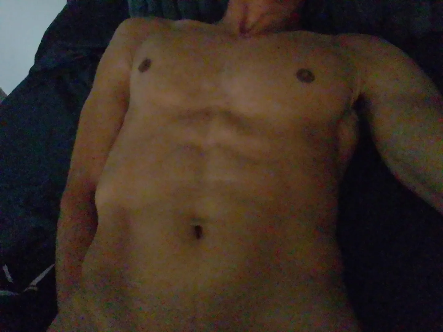 Str8 30 year old looking for gay couples or single gay guys that shoot nice big loads. Wanting to be unloaded on posted by str8cumcanvas