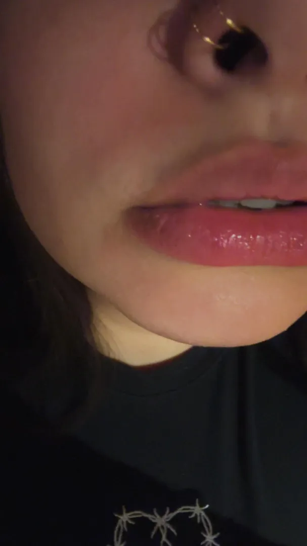 Strawberry-flavored kisses posted by yourbaecandy