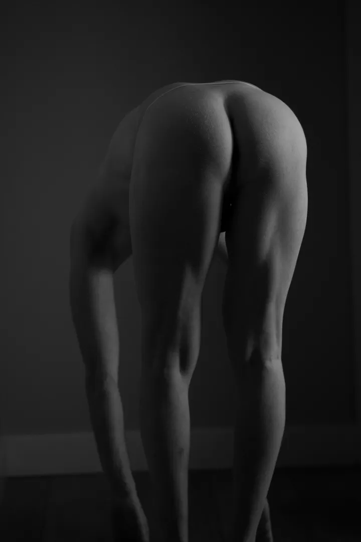 “Stretch” Self Port posted by Unusual_Metro