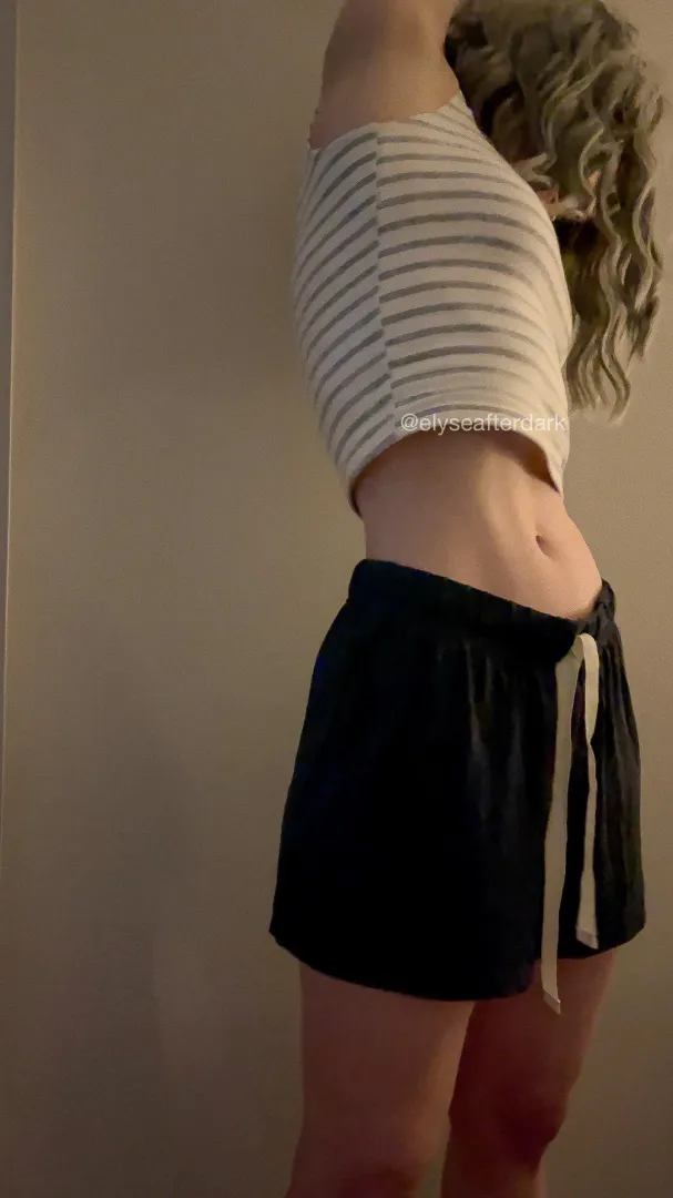 Stretching in a crop top posted by elyse_wanders