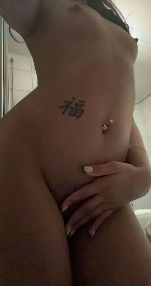 Står och väntar på dig just nu <3 by Sweetheart_06