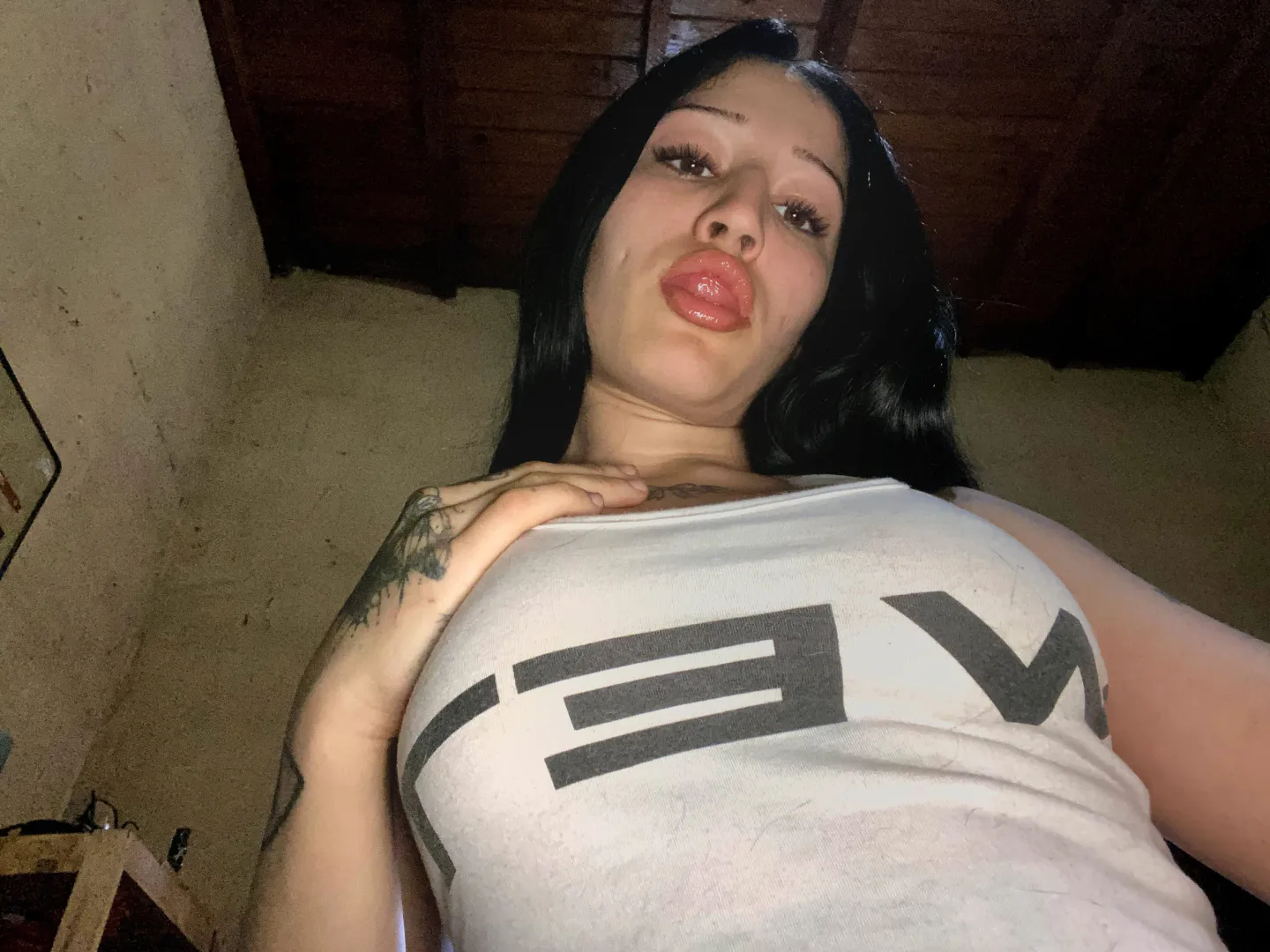 Such a needy girl posted by youronlyqueenjulia